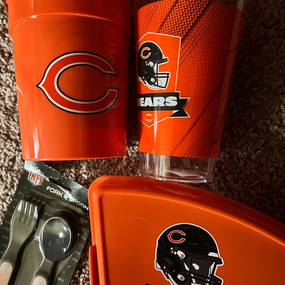5 piece Bears Sports Set. “ Game Night Lot - Picture 4 of 5